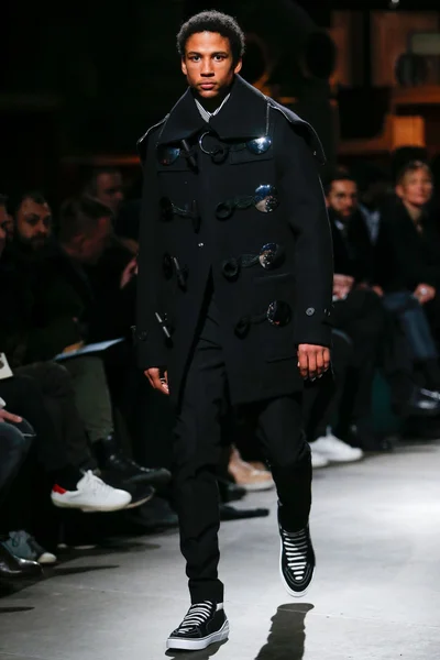 Look 57